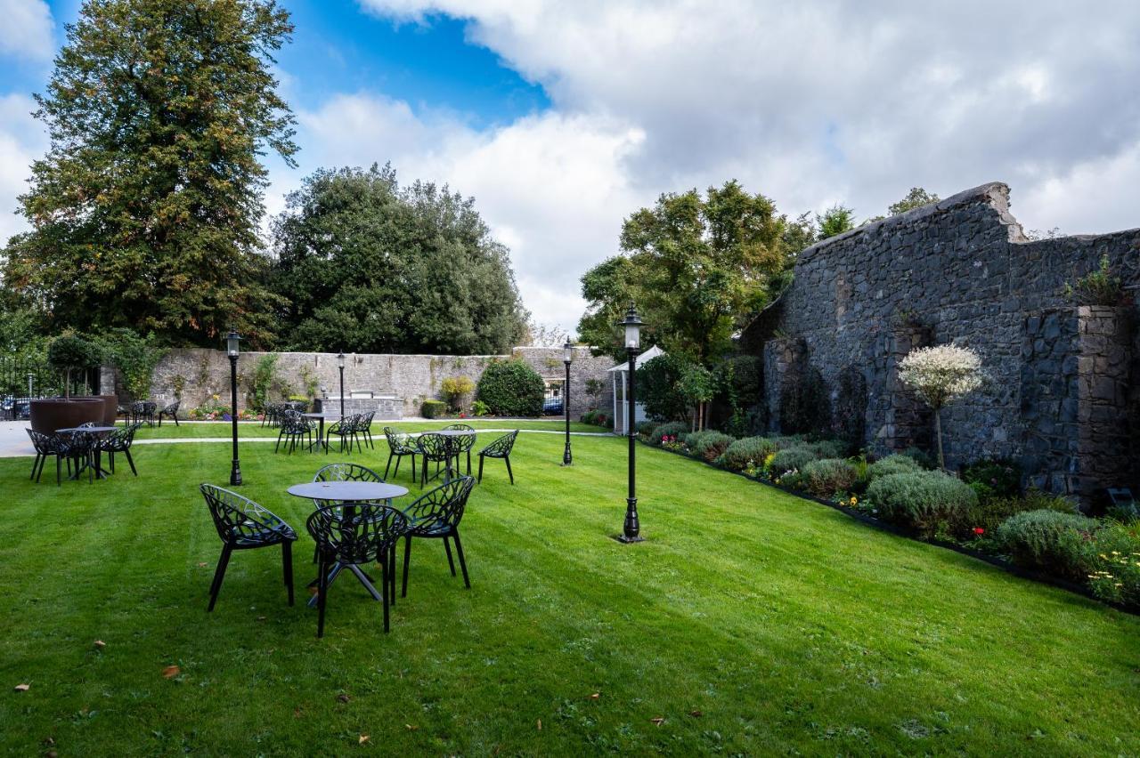 Hotel Kilkenny Dış mekan fotoğraf