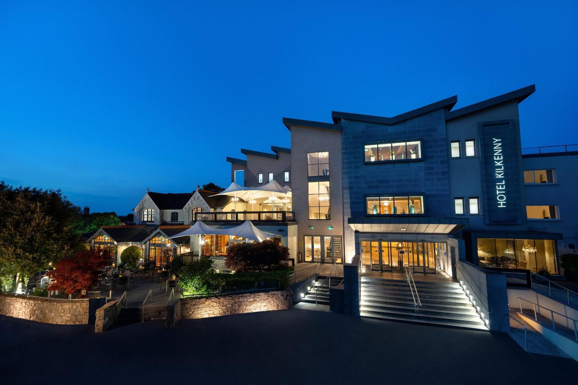 Hotel Kilkenny Dış mekan fotoğraf
